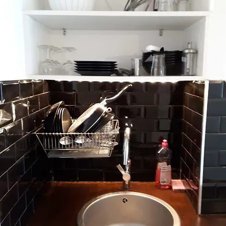 Cosy 30m² Denfert-rochereau District Apartment Paris